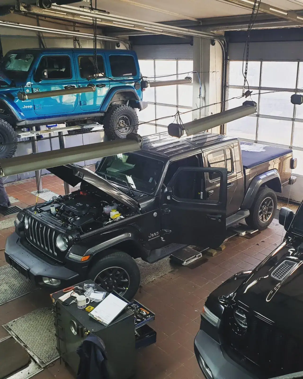 Zdjęcie Jak sprawdzić akcje serwisowe Jeep i uniknąć kosztownych napraw