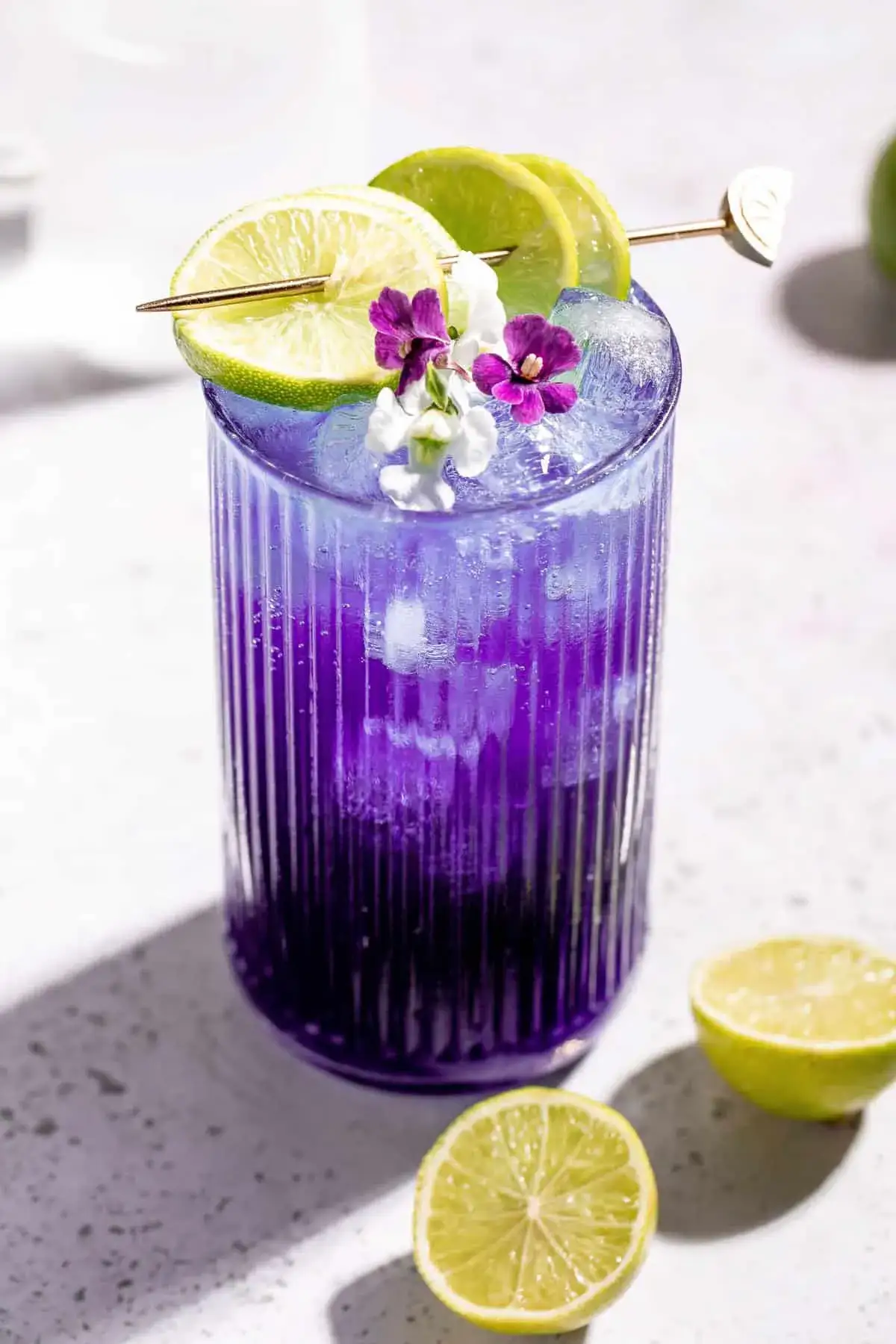 Zdjęcie Jak zrobić drink purple rain: przepis na wyjątkowy koktajl