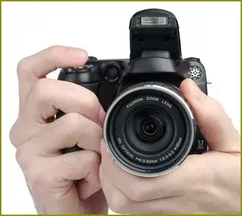 Zdjęcie Jak prawidłowo ustawić lampę błyskową i uniknąć błędów w fotografii