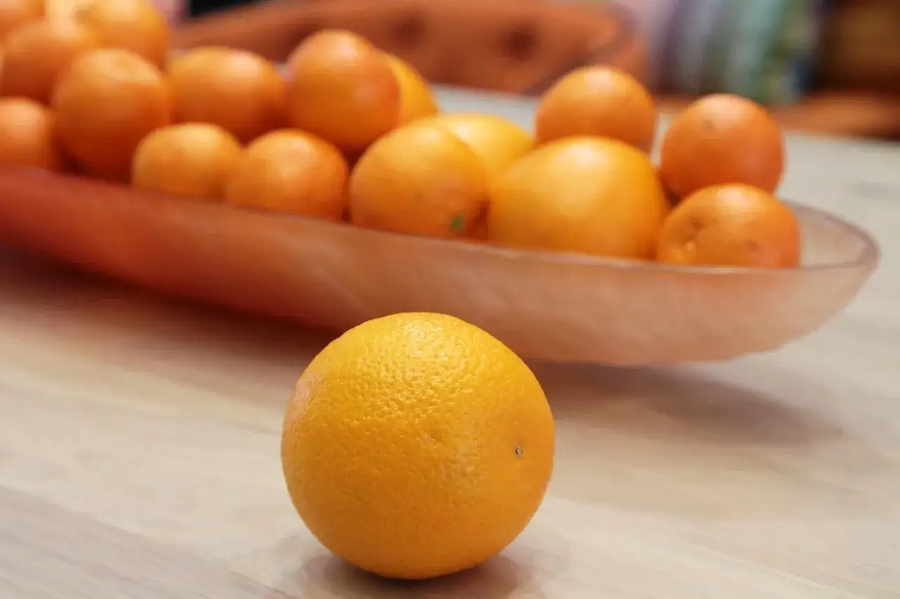 Zdjęcie Ile kalorii ma sok pomarańczowy? Sprawdź, co naprawdę pijesz