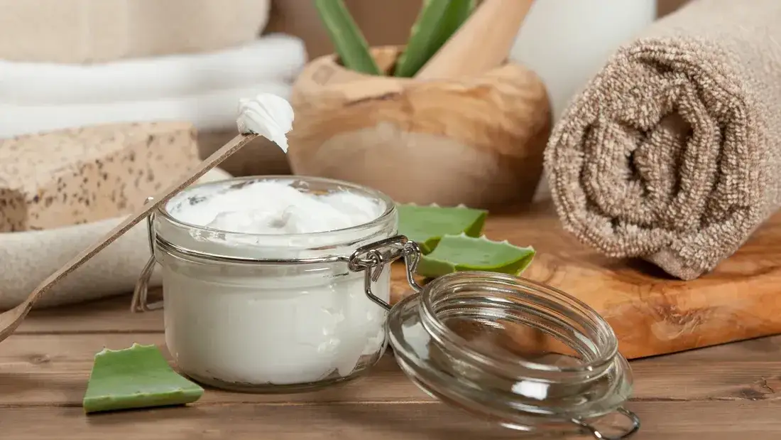 Zdjęcie Jak zrobić balsam z masła shea, aby nawilżyć skórę i uniknąć podrażnień