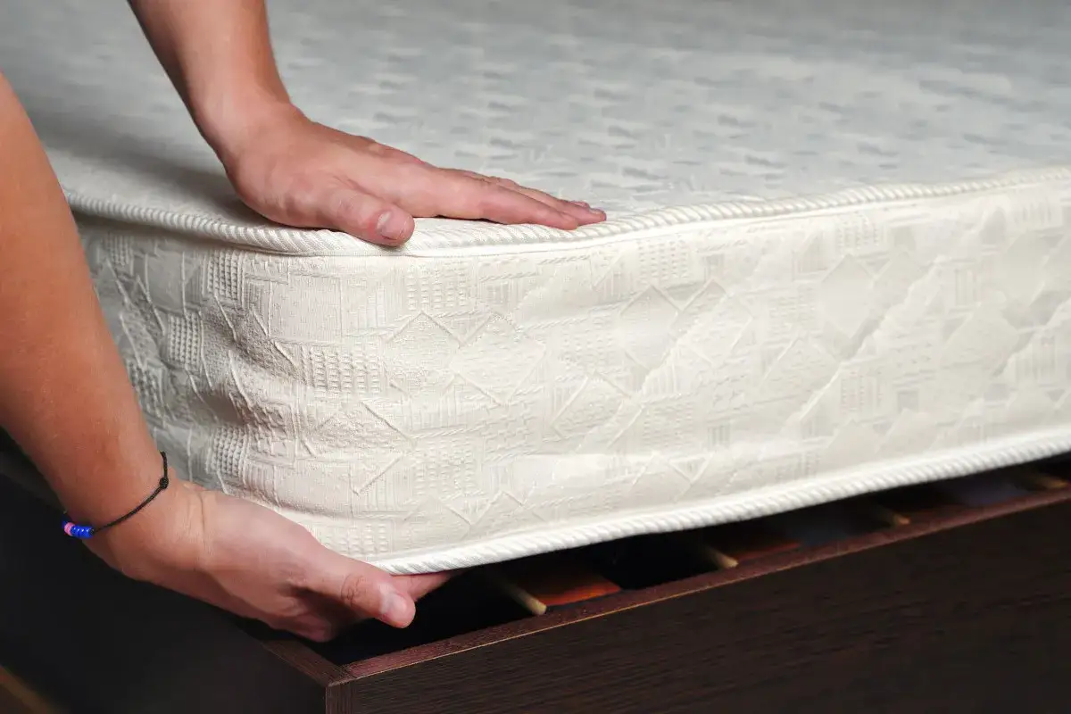 Zdjęcie Gdzie oddać stary materac? Sprawdź najlepsze opcje i uniknij problemów