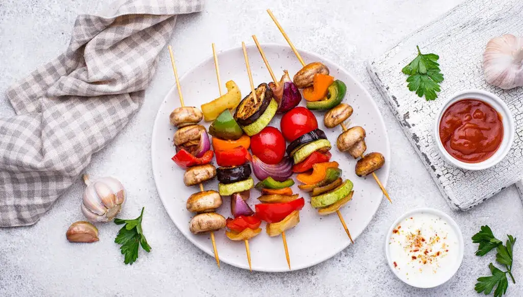 Zdjęcie Wegański grill jadłonomia: pyszne przepisy na wegańskie szaszłyki