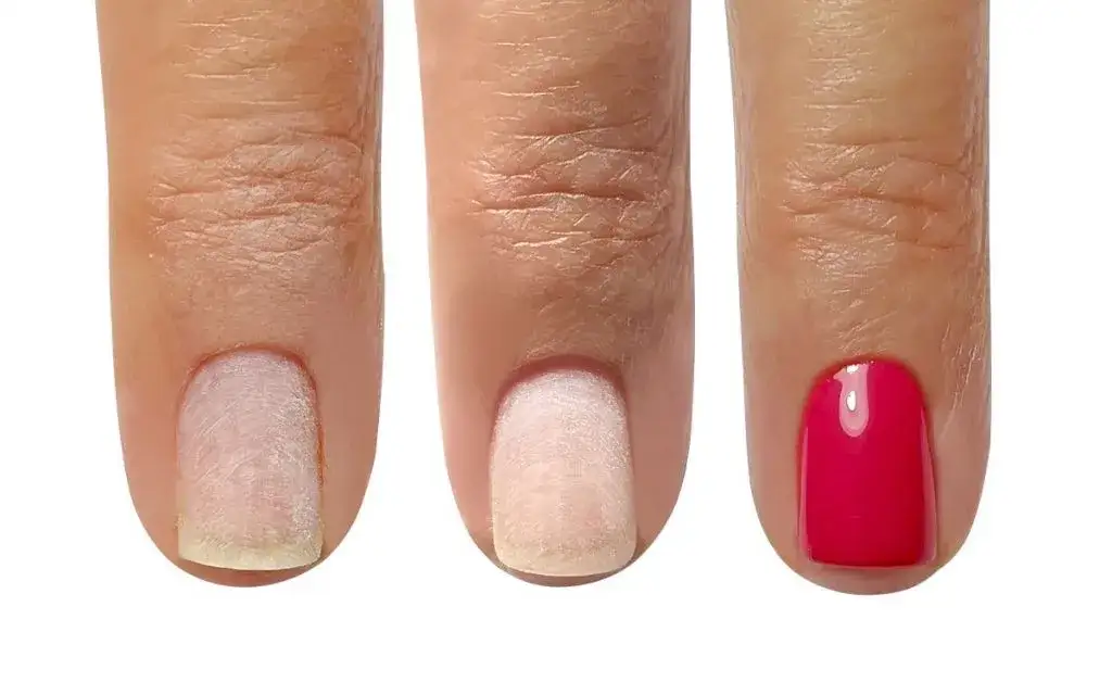 Zdjęcie Manicure hybrydowy z nadbudową: co to jest i dlaczego warto?
