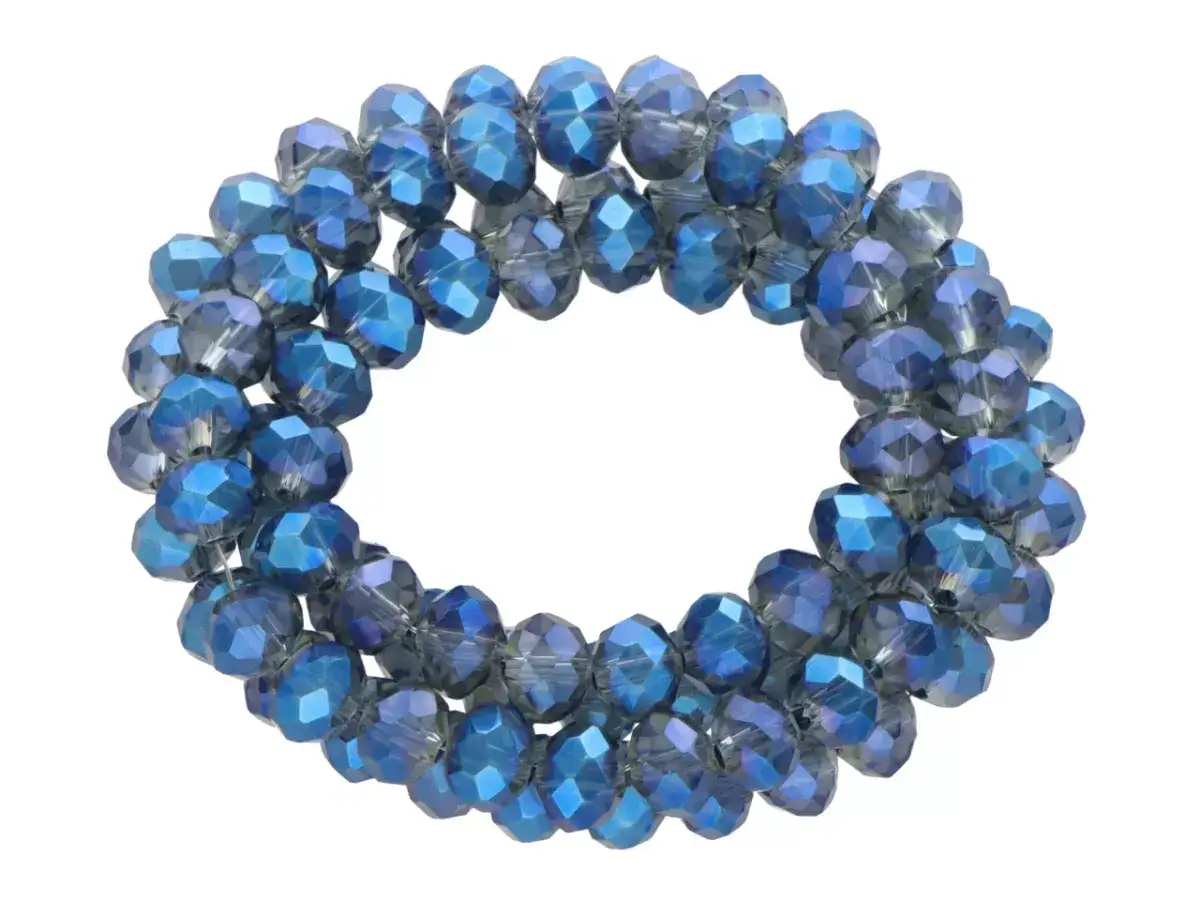 Zdjęcie Jak zrobić naszyjnik z kamieniem – proste kroki i cenne wskazówki