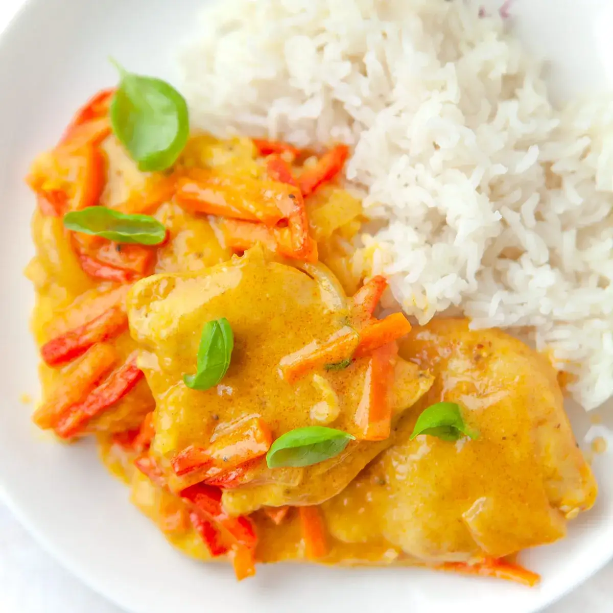 Zdjęcie Jak zrobić kurczaka curry – prosty przepis na pyszne danie indyjskie