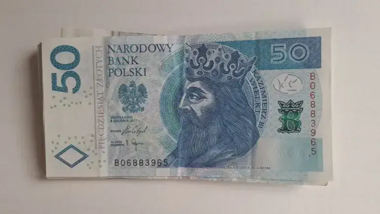 Zdjęcie Zasiłek dla samotnej matki: kwota, warunki i jak go otrzymać