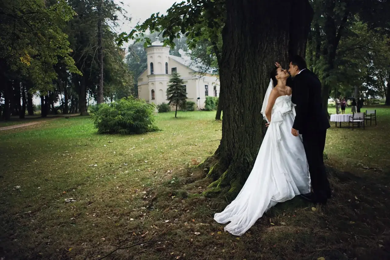 Zdjęcie Zabytkowy dworek w Jajkowicach: historia, renowacja i życie gwiazd