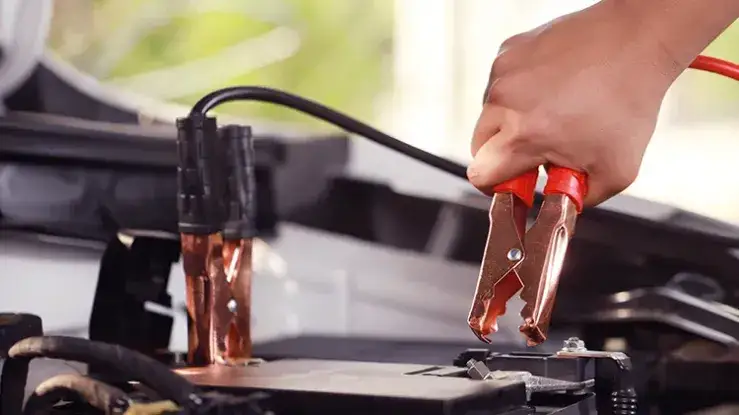 Zdjęcie Jak podłączyć prostownik w mondeo mk4 bez ryzyka uszkodzenia akumulatora