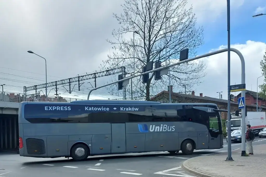Zdjęcie Inter bus skąd odjeżdża w Katowicach? Sprawdź, gdzie czeka na Ciebie podróż
