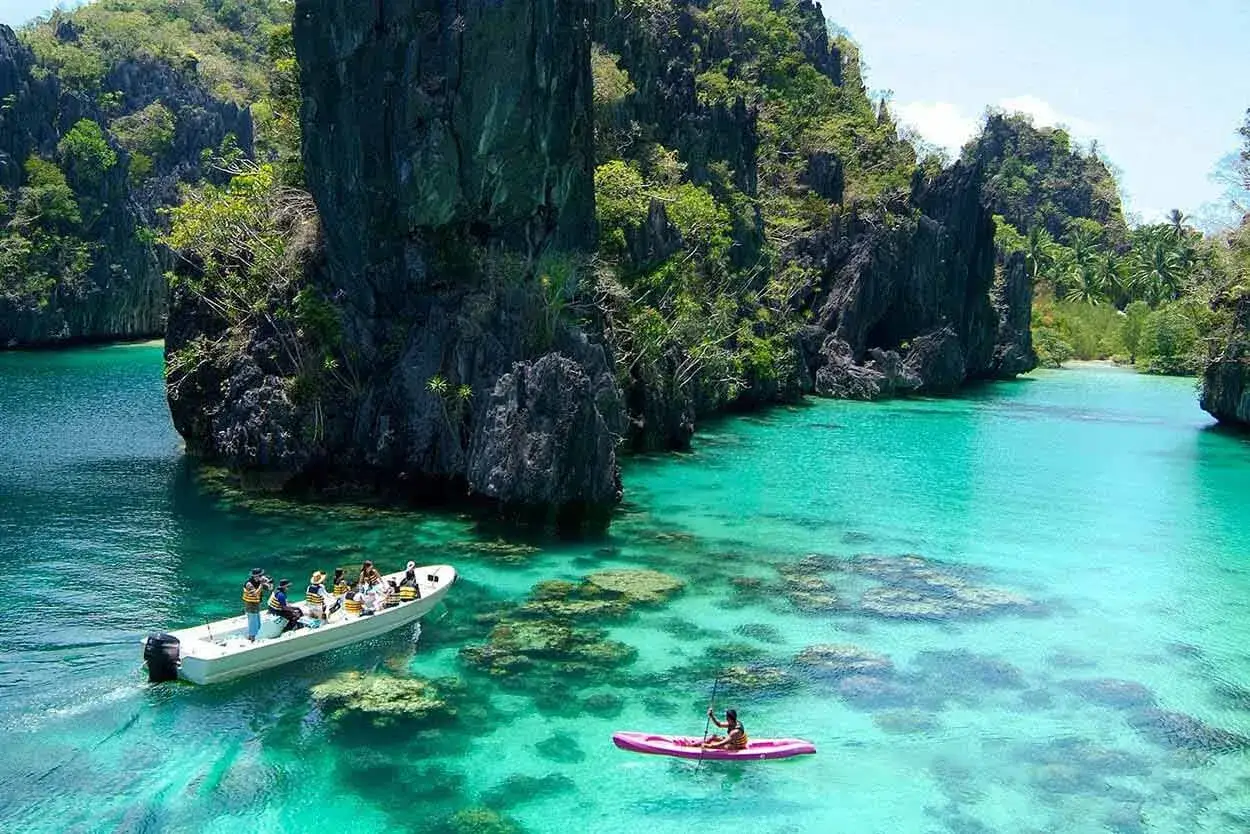 Zdjęcie Filipiny kiedy jechać: uniknij tłumów i ciesz się idealną pogodą