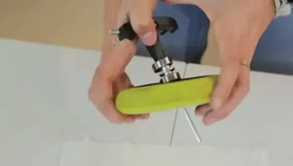 Zdjęcie Czym smarować łożyska w deskorolce, aby uniknąć ich zatarcia?