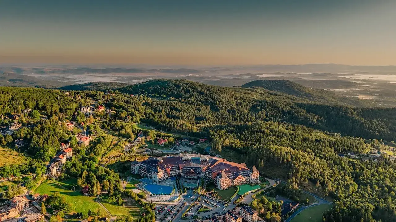 Zdjęcie Ile jest pokoi w hotelu Gołębiewskim? Zaskakujące liczby i szczegóły