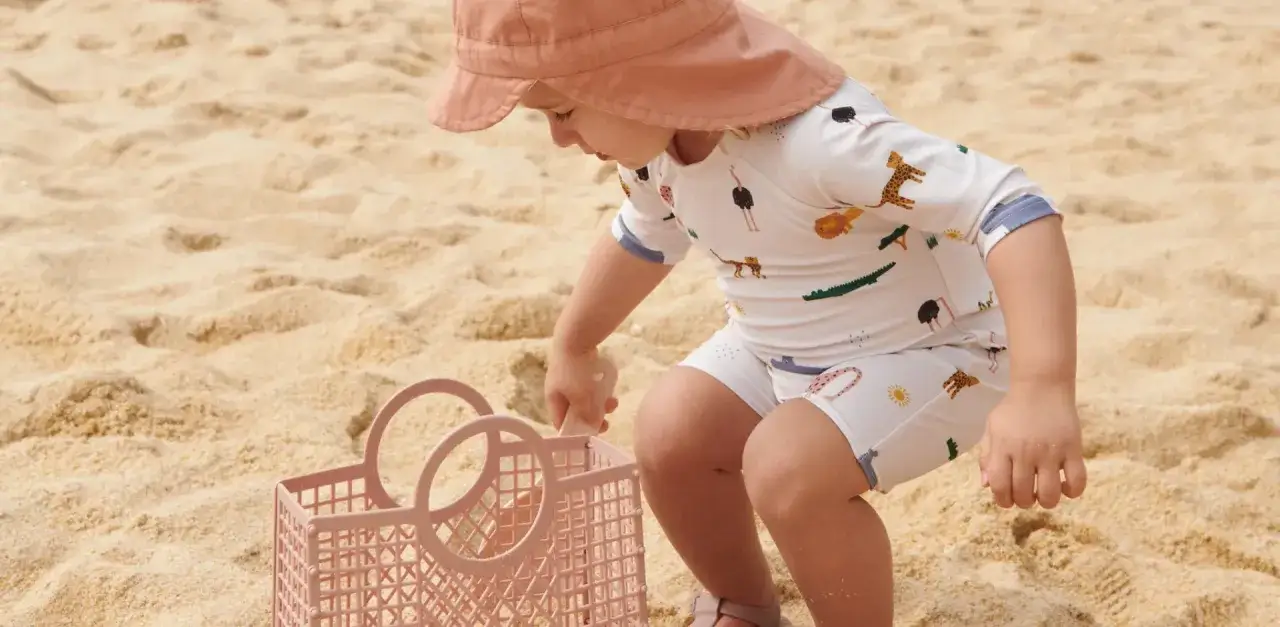 Zdjęcie Co zabrać na wakacje z dzieckiem do Grecji – lista, której nie możesz pominąć