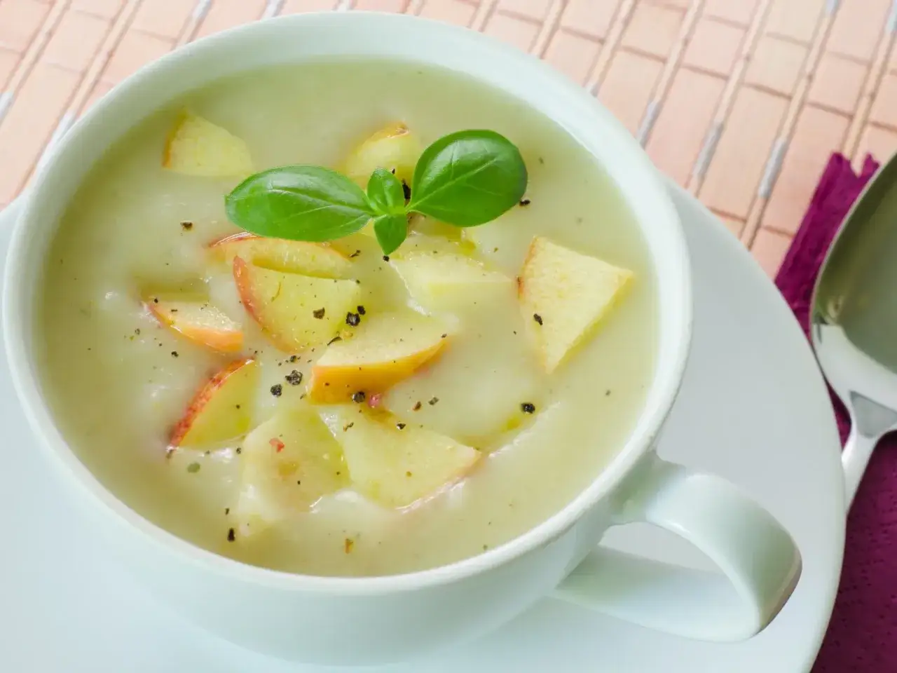 Zdjęcie Co zamiast ziemniaków do zupy jarzynowej? Zdrowsze alternatywy