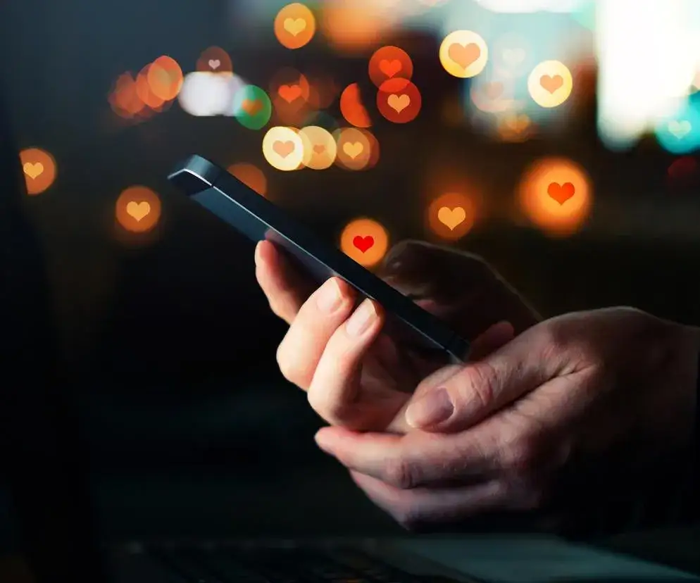 Zdjęcie Co oznacza zielone serce na Messengerze? Sprawdź jego prawdziwe znaczenie!