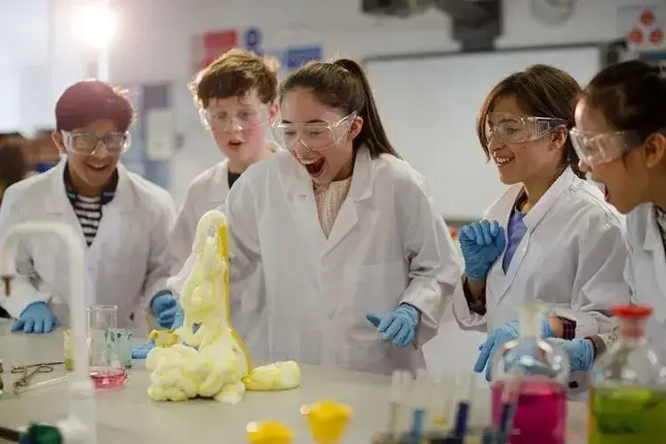 Zdjęcie Jakie kierunki po biol chemie? Odkryj najlepsze opcje dla siebie