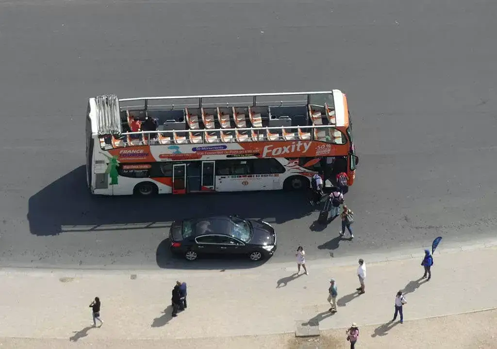 Zdjęcie Ile kosztuje bus do Paryża? Sprawdź ceny i oszczędź na podróży