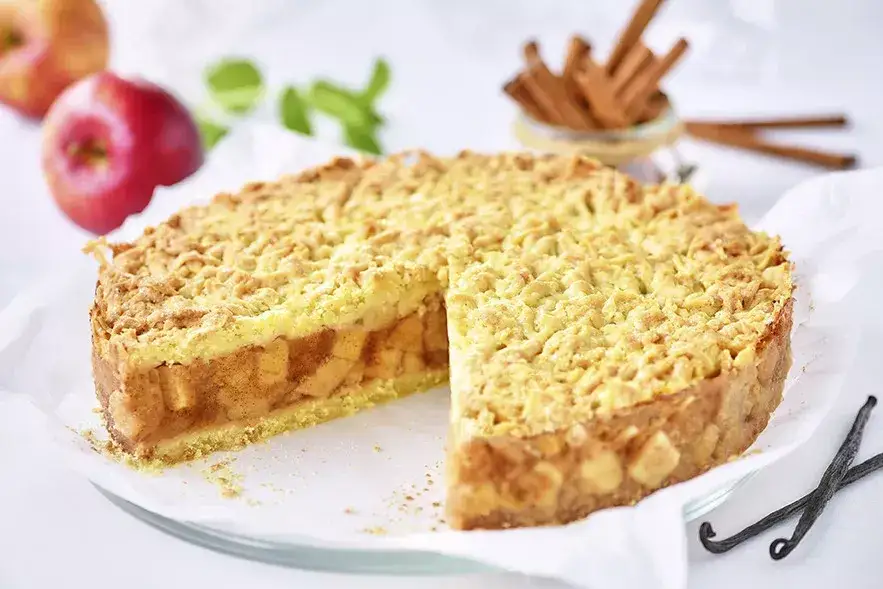 Zdjęcie Ile podpiec spód do szarlotki, aby uniknąć mokrego ciasta?