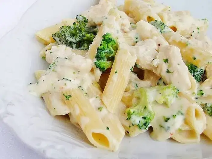 Zdjęcie Penne z brokułami – szybki przepis na pyszne i zdrowe danie