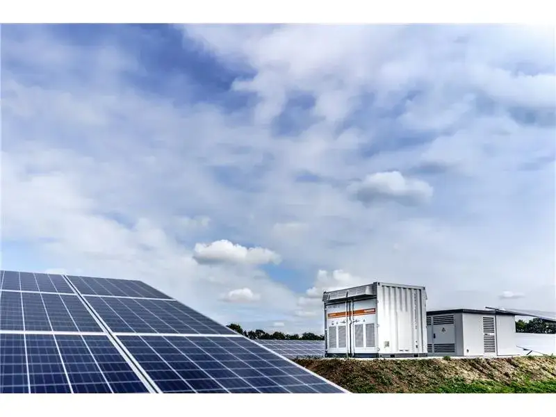 Zdjęcie Bank energii fotowoltaicznej: oszczędzaj na rachunkach i zyskaj niezależność