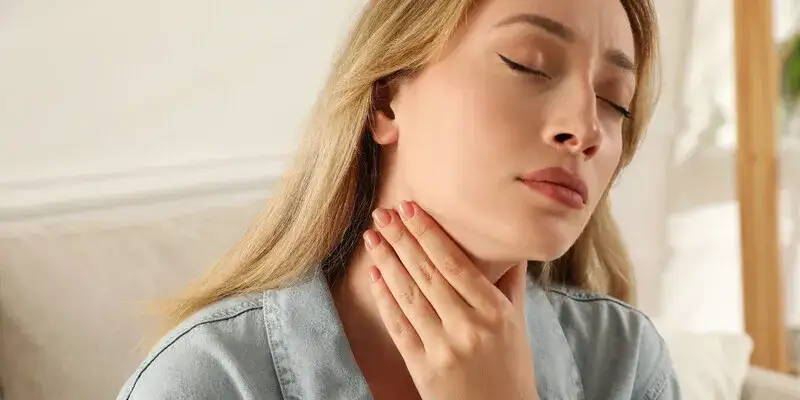 Zdjęcie Suchość w jamie ustnej w nocy objawy i przyczyny, które musisz znać