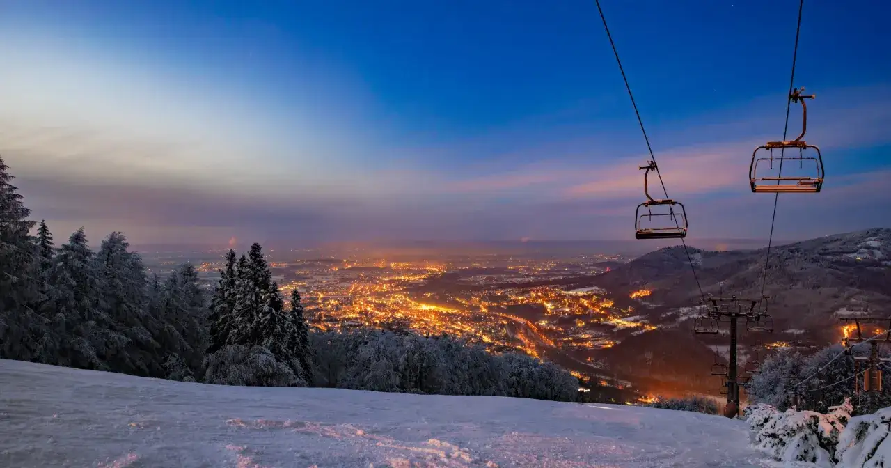 Zdjęcie Czy w górach świętokrzyskich jest śnieg? Sprawdź aktualne warunki!