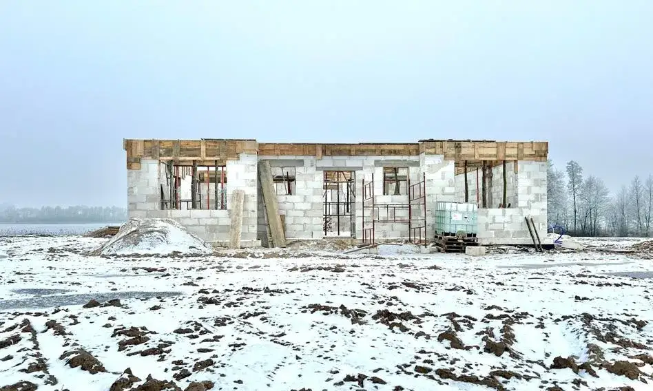 Zdjęcie Ile kosztuje budowa domu jednorodzinnego 120m2? Poznaj szczegóły cenowe