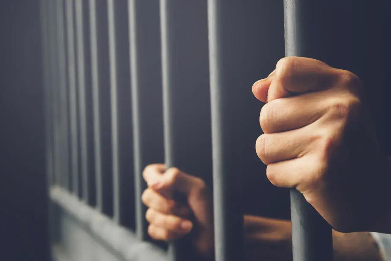 Zdjęcie Nękanie wykroczenie: co musisz wiedzieć o konsekwencjach prawnych