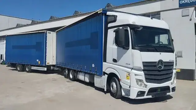 Zdjęcie Ile kosztuje nowy tir z naczepą? Odkryj ceny i ukryte koszty