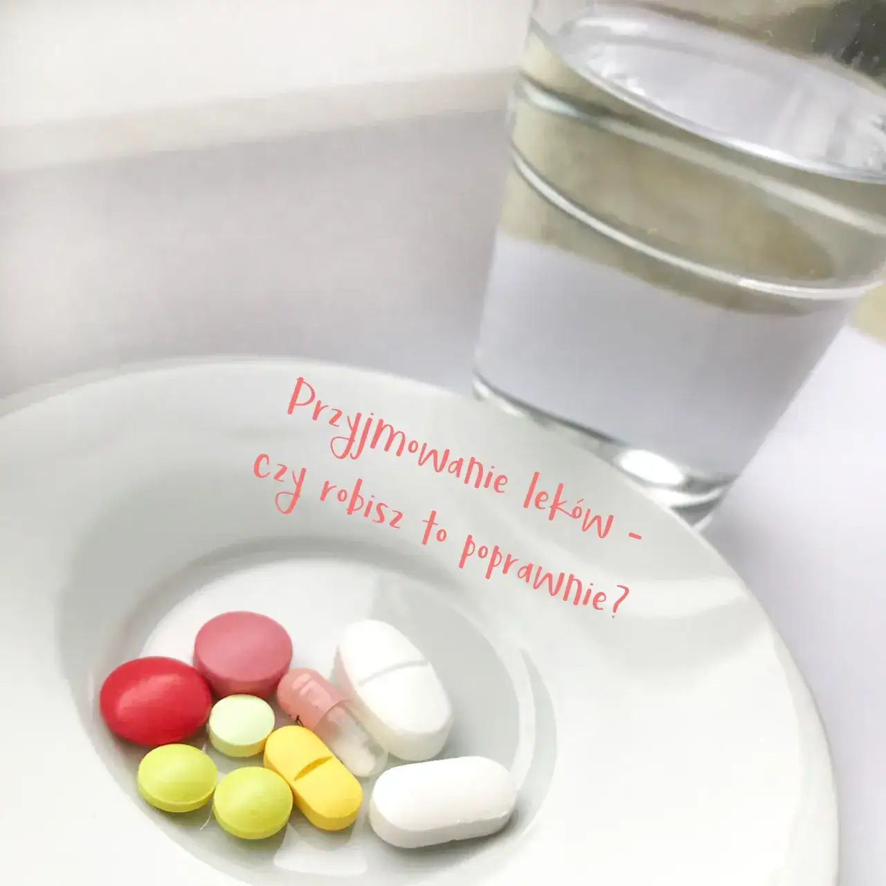 Zdjęcie Leki na czczo: ile przed jedzeniem, aby uniknąć problemów z wchłanianiem?