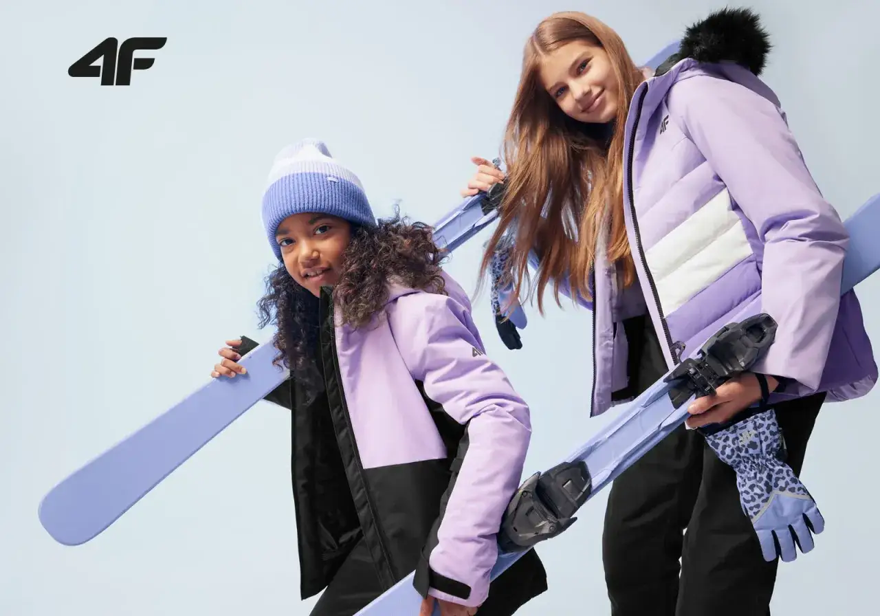 Zdjęcie Najlepsza kurtka na narty dla dzieci – jak wybrać idealną?