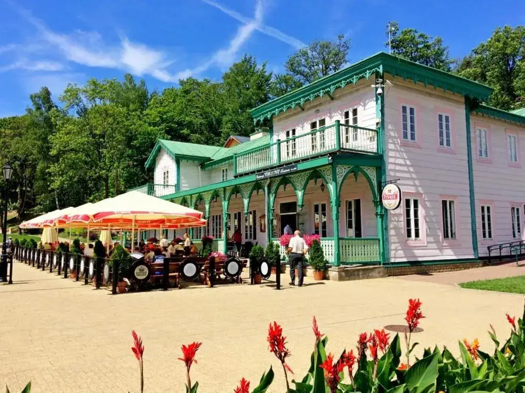 Zdjęcie Sanatorium Klimat Iwonicz Zdrój Jana Pawła - Komfort i Rehabilitacja