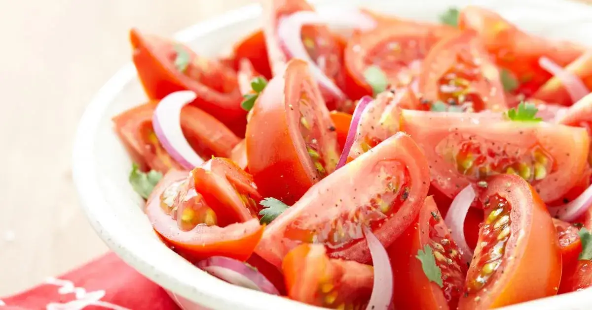 Zdjęcie Recettes de salade de tomates : 10 idées savoureuses et faciles à réaliser