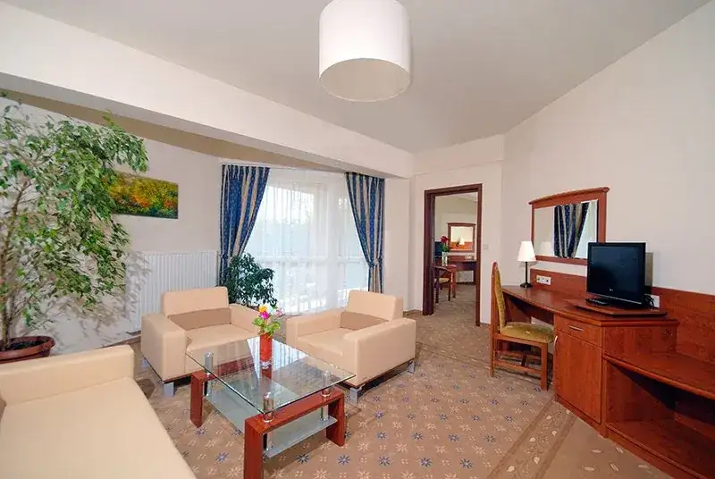 Zdjęcie Sanatorium Słowacki Busko-Zdrój pokoje - komfortowe noclegi i ceny