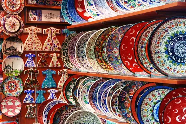 Zdjęcie Jakie pamiątki z Turcji warto kupić? Odkryj unikalne skarby