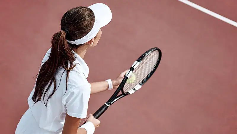 Zdjęcie Na czym polega tenis? Zasady, techniki i historia tego sportu