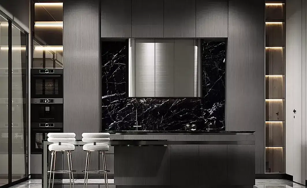 Zdjęcie Co na ścianę w kuchni nad blatem? Najlepsze materiały i inspiracje