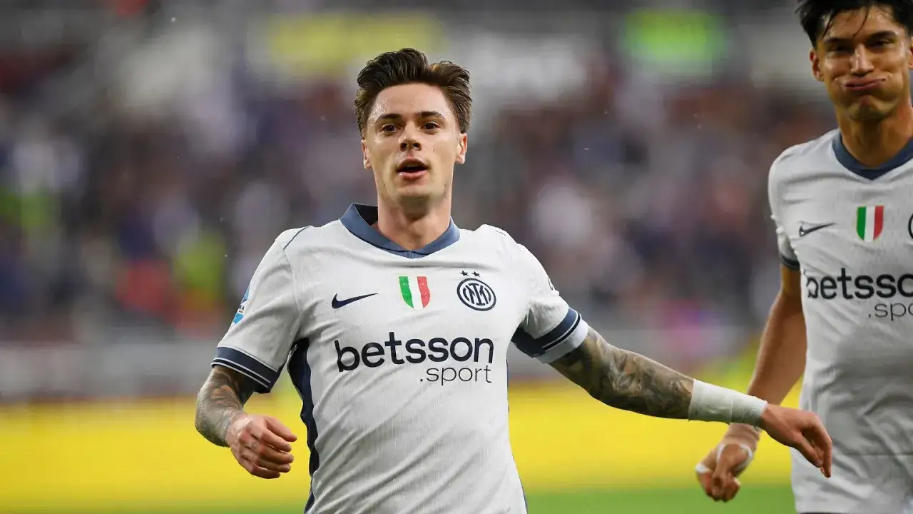 Zdjęcie Nicola Zalewski statystyki: Jakie osiągnięcia zaskakują w jego grze?