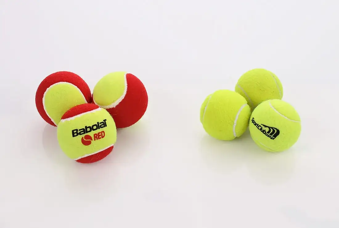 Zdjęcie Jakie piłki do tenisa wybrać, aby uniknąć złych decyzji?