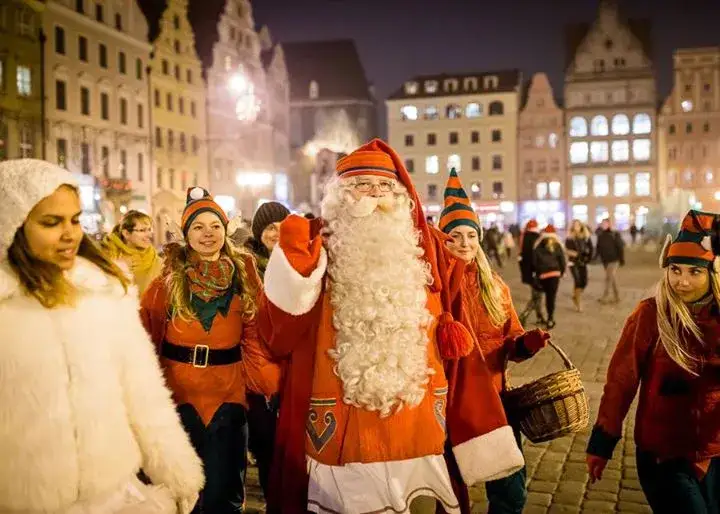 Zdjęcie Kto przynosi prezenty na Śląsku i jakie są lokalne tradycje?