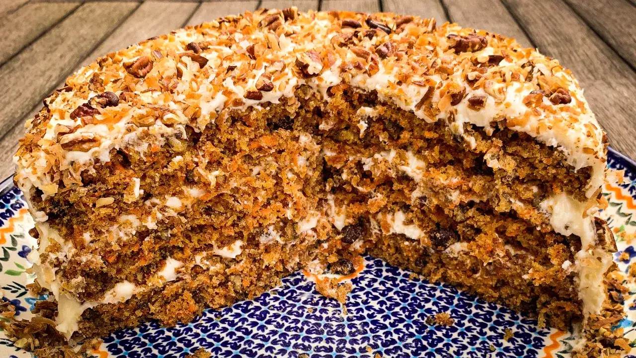 Zdjęcie Najlepszy przepis na amerykańskie ciasto marchewkowe, które zachwyca