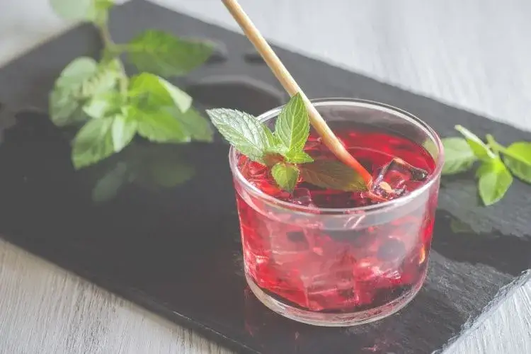 Zdjęcie Jak przygotować pyszny drink z grenadiną i sokiem pomarańczowym