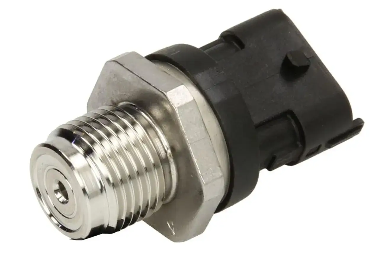 Zdjęcie Objawy uszkodzonego czujnika na listwie wtryskowej, które musisz znać