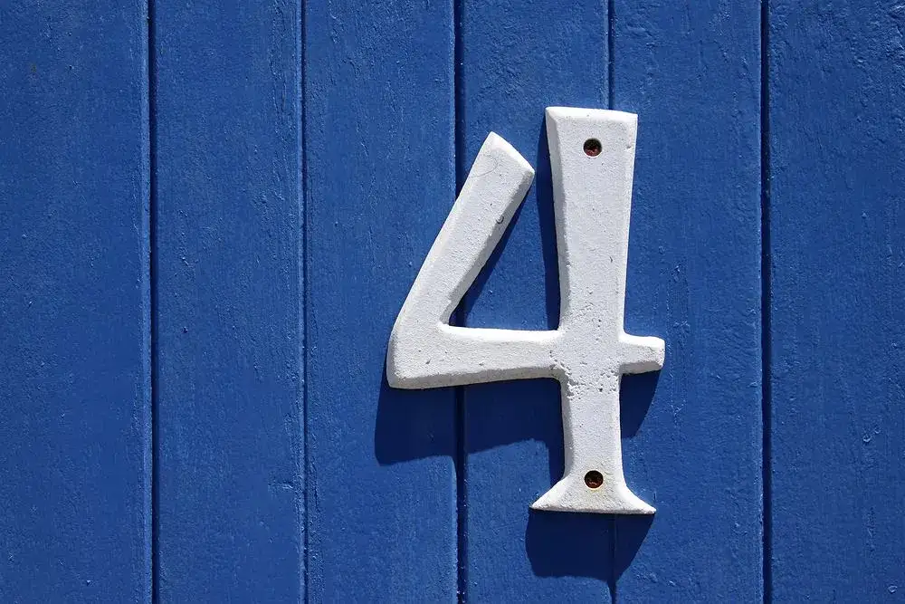 Zdjęcie Numerologia 4 i 11: Zaskakujące znaczenie i wpływ na Twoje życie