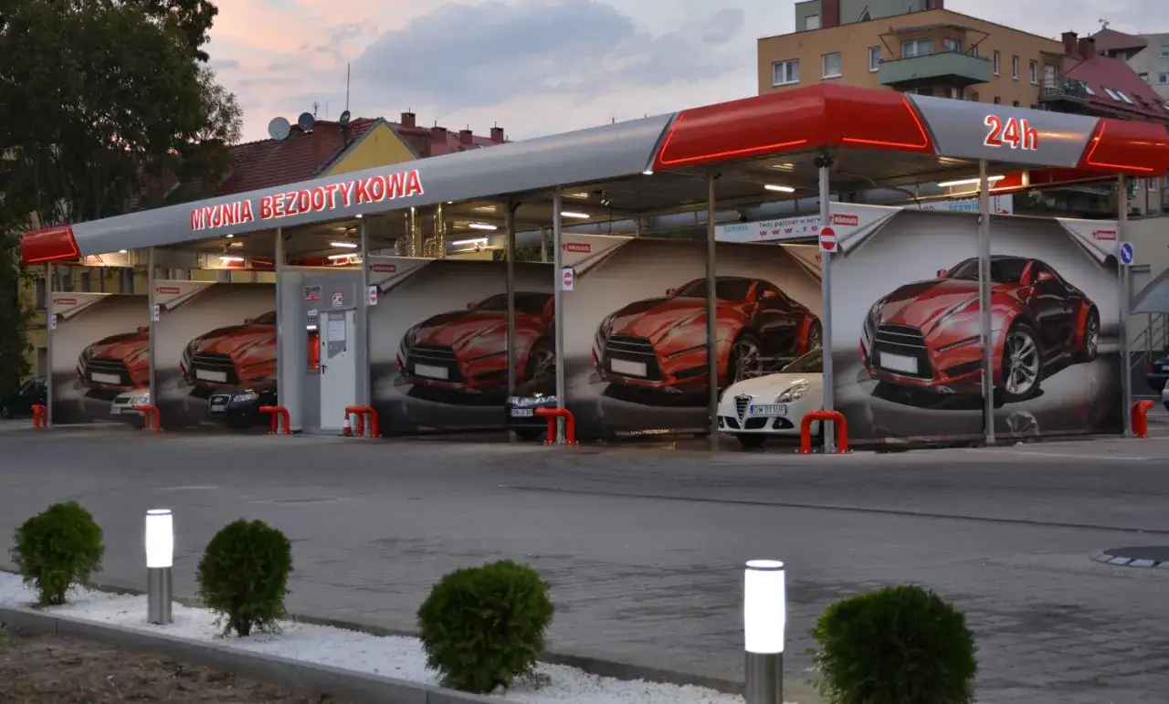 Zdjęcie Myjnia bezdotykowa - co to znaczy i dlaczego warto z niej korzystać?