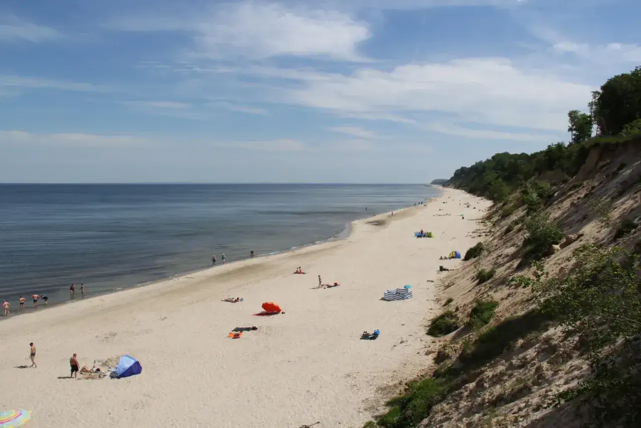 Zdjęcie Jak dojechać na wyspę Uznam? Sprawdź najlepsze opcje transportu