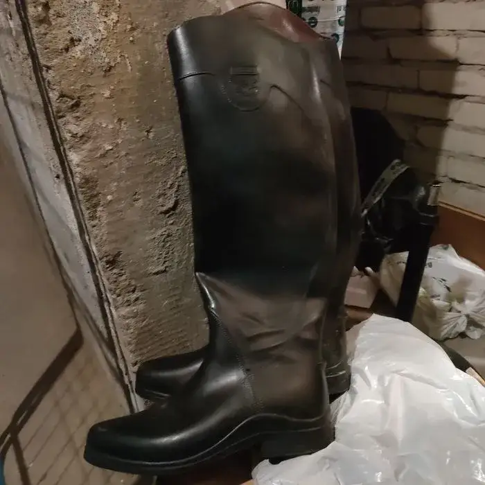 Zdjęcie Najlepsze lumpeksy jeździeckie w Warszawie - znajdź tanie ubrania i sprzęt