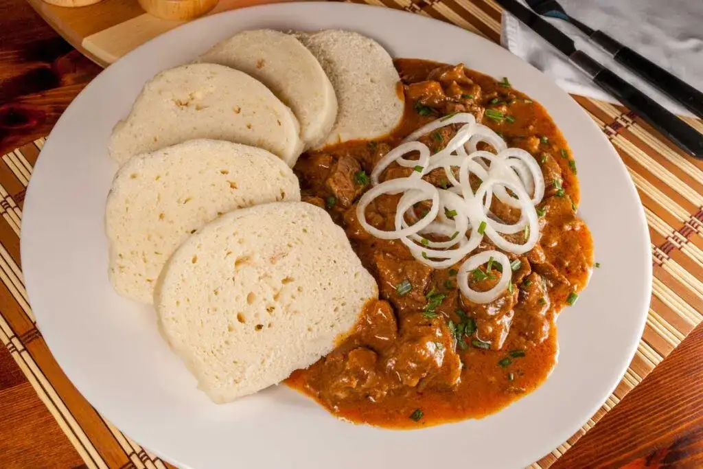 Zdjęcie Co zjeść w Czechach? Najlepsze tradycyjne potrawy, które musisz spróbować