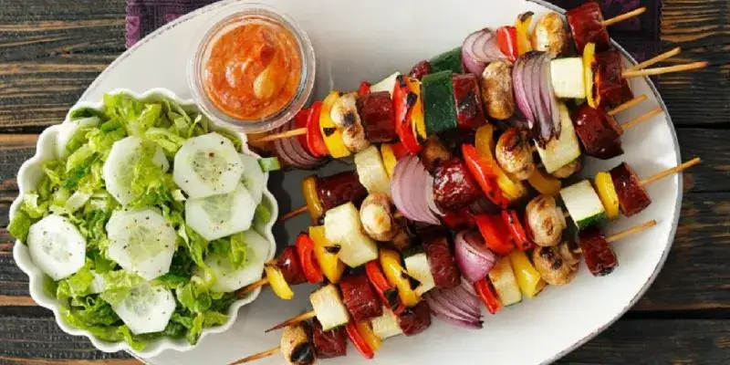 Zdjęcie Jak pokroić cukinię na szaszłyki, aby uniknąć problemów z grillowaniem